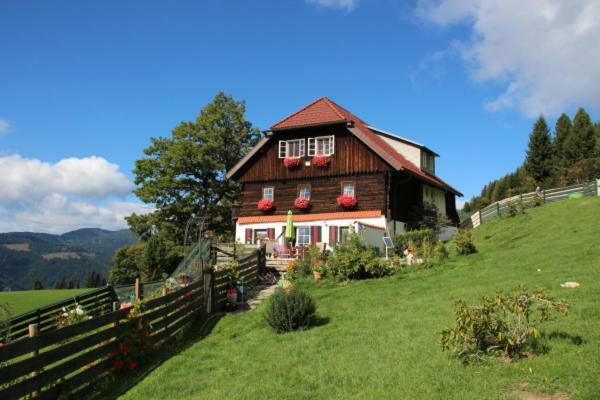 Haus Mauken - Appartments Mit Panoramablick Murau Buitenkant foto